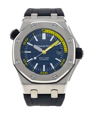 Browse our selection of automatic watches from prestigious brands such as Blancpain, Bell & Ross, Breitling and Rolex.